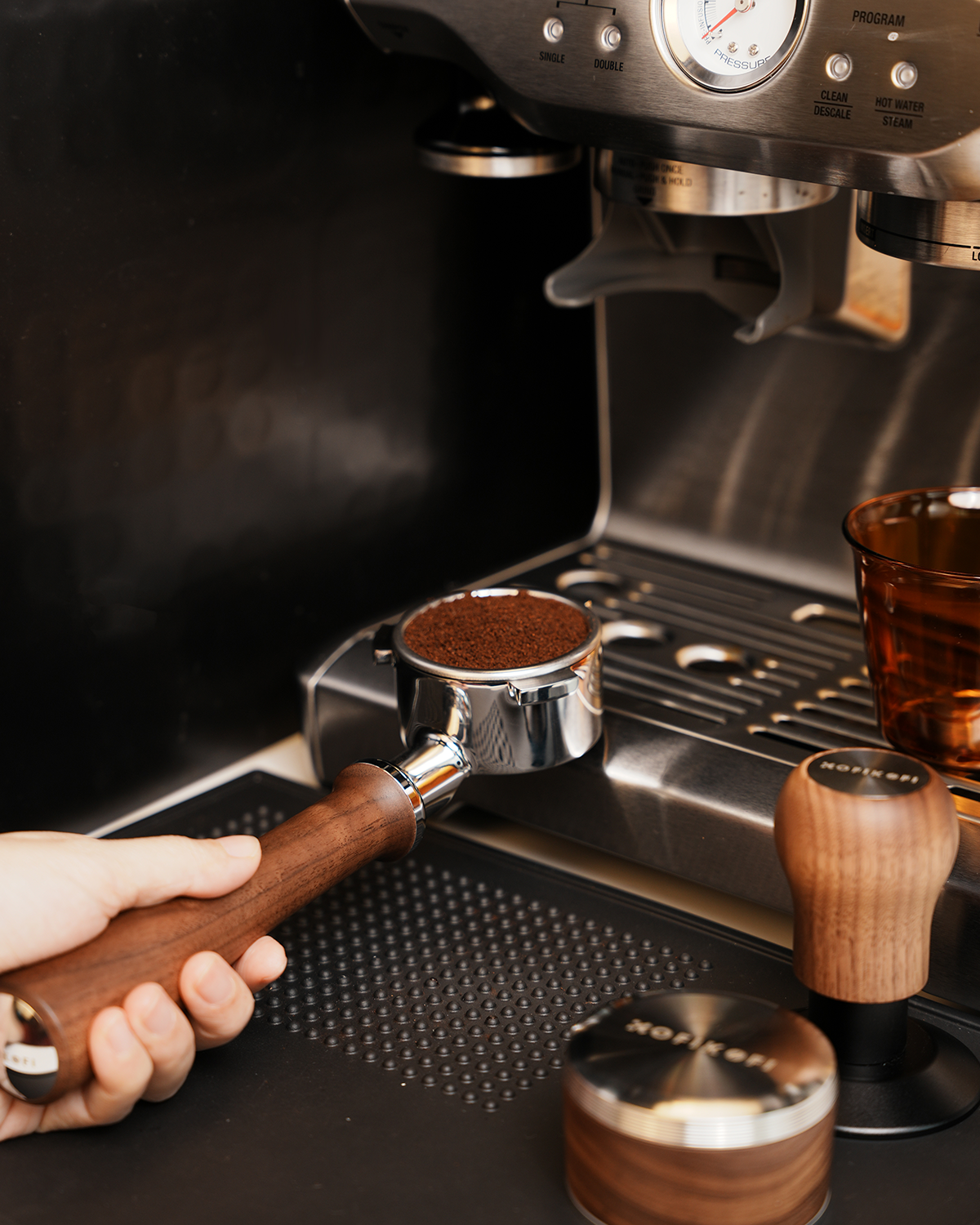 KOFIKOFI 54mm Bottomless Portafilter For Breville - American Walnut